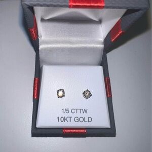 10KT Gold Diamond Square Stud Earrings